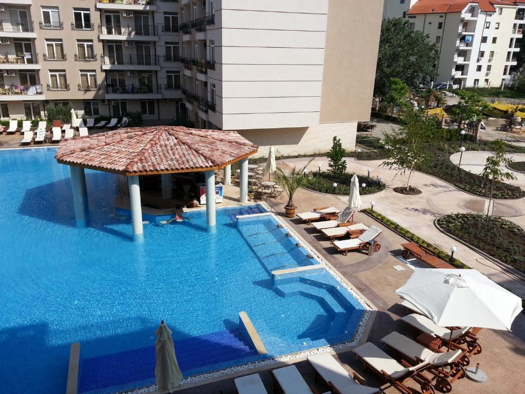 Menada Dawn Park Apartment ซันนีบีช ภายนอก รูปภาพ