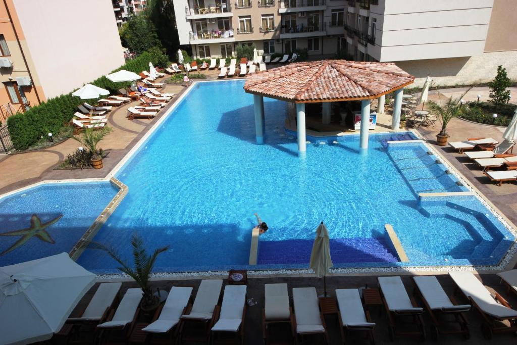 Menada Dawn Park Apartment ซันนีบีช ภายนอก รูปภาพ