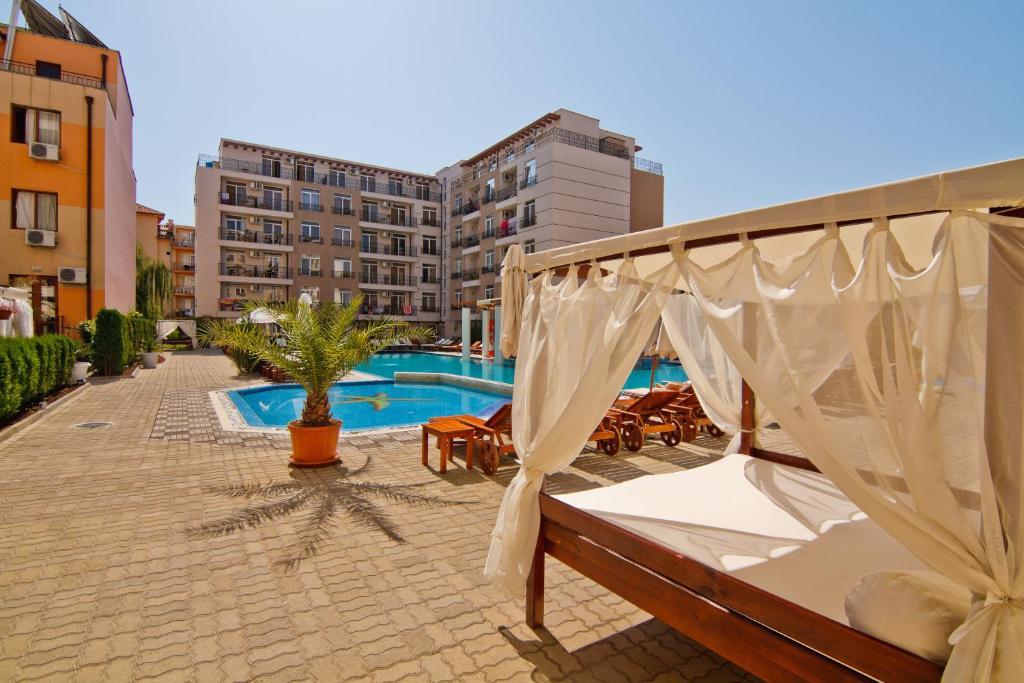Menada Dawn Park Apartment ซันนีบีช ภายนอก รูปภาพ